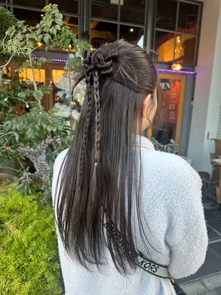 セミロング カラー ヘアアレンジ 浅井咲良/栄・矢場町 /カラーモデルのヘアスタイル