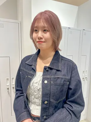 ショート カラー ヘアアレンジ yuka .のヘアスタイル