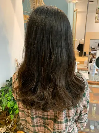 セミロング 名駅🦢大人艶カラー 🪽カミヤアカネのヘアスタイル