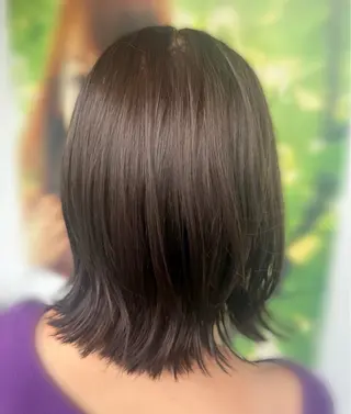 ミディアム カラー アダニヤ ナツキのヘアスタイル