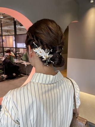 ミディアム ないとう ゆうかのヘアスタイル