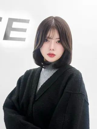 ミディアム カラー ヘアアレンジ 縮毛矯正🤍 盛れるボブ/ひかりのヘアスタイル