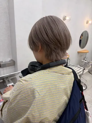 ショート ぷつっとボブ🤎 ベージュ🔔リンのヘアスタイル