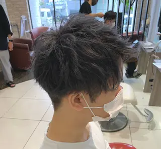 ショート カラー ヘアアレンジ メンズ 小野寺 隼のヘアスタイル