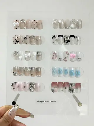 ネイル Blanche Ayaのネイルデザイン