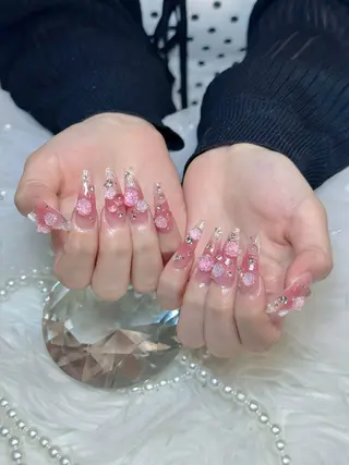 ネイル Julli ジュリのネイルデザイン