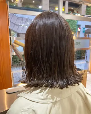 ミディアム 金子 歩実のヘアスタイル