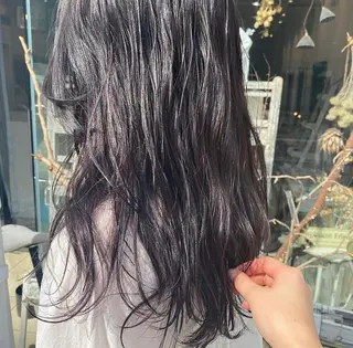 カラー カナザワ アリッサのヘアスタイル