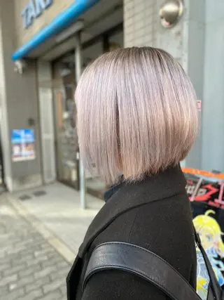 ショート ゆぴ☾/推しカラー /ハイトーンのヘアスタイル