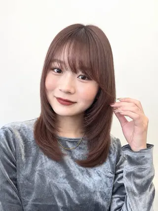 ショート カラー ヘアアレンジ レイヤー×ベージュ ×暖色🩷AINAのヘアスタイル