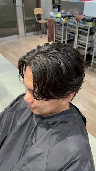 パーマ メンズ fifth原宿 宮部蓮のヘアスタイル