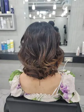 セミロング カラー パーマ ❇️安達 優心❇️ レイヤー/艶髪特化のヘアスタイル