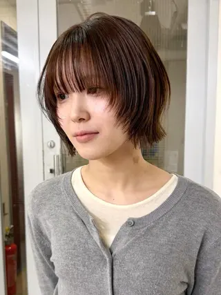 ショート カラー ♡アヤメ/レイヤー ボブ♡渋谷のヘアスタイル
