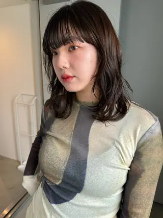ミディアム カラー お悩み解決パーマ hana🩰のヘアスタイル