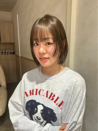 ショート Sora/レイヤー/ ブリーチなしWカラーのヘアスタイル
