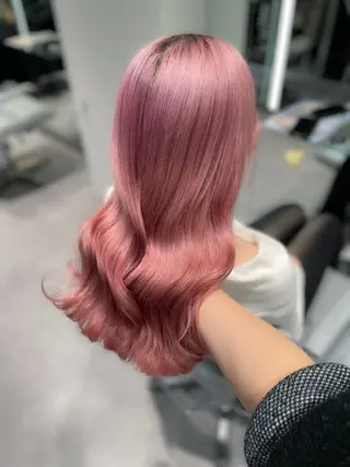 ミディアム 透明感巻ける縮毛矯正 可愛いStyle杏琉のヘアスタイル
