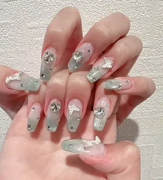 ネイル Luvia harumiのネイルデザイン