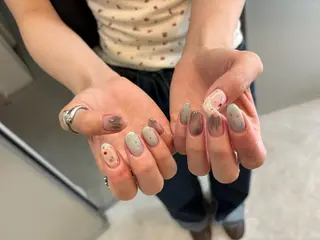 ネイル Mai :矢場町 ニュアンス🌿アートのネイルデザイン
