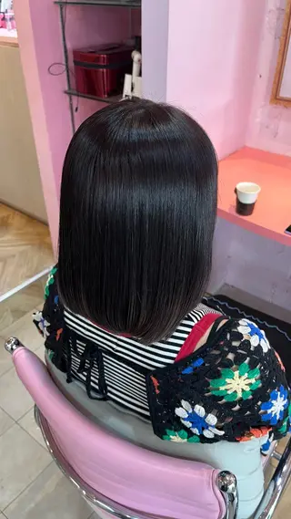 ミディアム 椎名 海咲のヘアスタイル