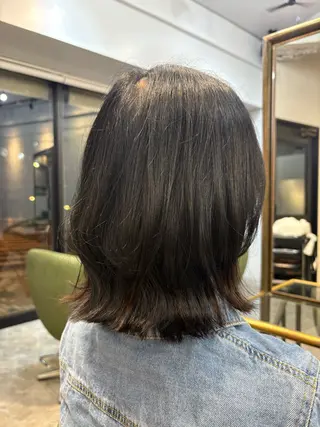 ミディアム MERRY チネンヨシトのヘアスタイル