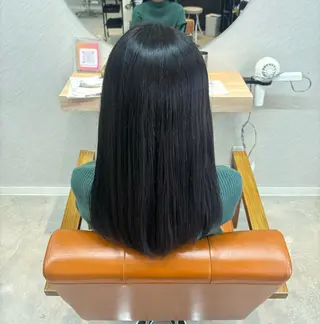 セミロング 山崎 美羽のヘアスタイル