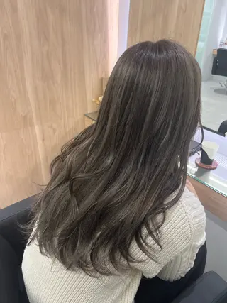 ロング 川畑 花菜のヘアスタイル