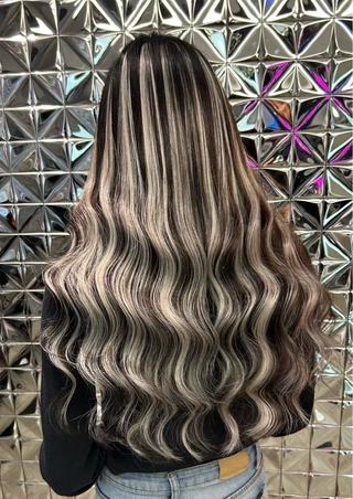 ロング カラー Lovestasy 京都河原町店のヘアスタイル