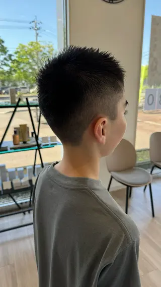 メンズ ルクール上越店 林 郁弥のヘアスタイル