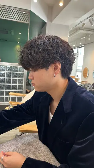 ショート パーマ メンズ センターパート職人 柏/メンズ/ ハルキのヘアスタイル