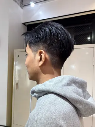 メンズ 🧤高明度ハイトーン 🧤莉音のヘアスタイル