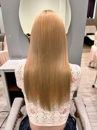 ロング カラー 吉水 果穂のヘアスタイル