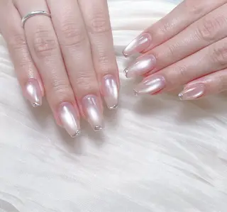 ネイル uu ネイルサロン関内🌼のネイルデザイン