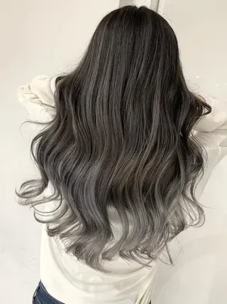 ロング カラー パーマ ヘアアレンジ 【公式】amble luxe池袋東口🩷のヘアスタイル