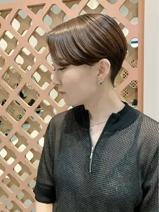 ショート カラー 川間 将彦のヘアスタイル