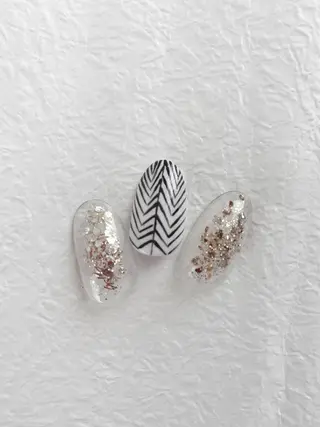 ネイル レイレア ネイルルームのネイルデザイン