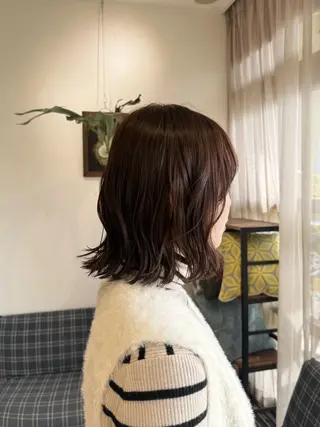ミディアム カラー 竹口 莉央のヘアスタイル