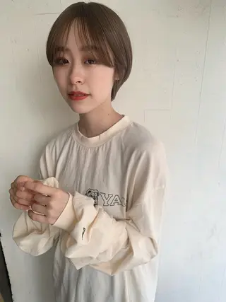 ショート カラー 顔まわりレイヤー 透明感カラー🩵🩵のヘアスタイル