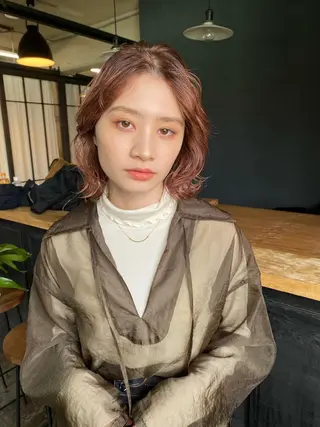 ミディアム カラー ヒラノホナミ 🫧艶髪🫧髪質改善のヘアスタイル
