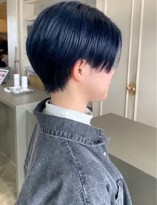 ショート 髪質改善×ハイトーン レイヤー天神美容室のヘアスタイル