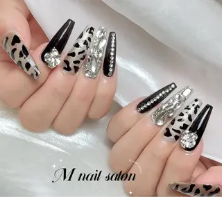 ネイル M🌷nail 長さだし専門店のネイルデザイン