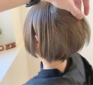 ショート 清水 亮太／赤み消しカラーのヘアスタイル