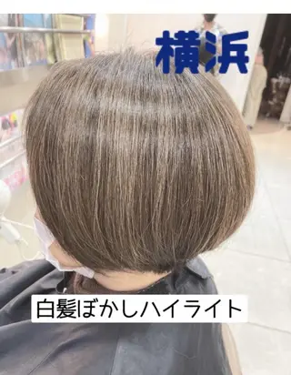 ショート あやか 白髪ぼかしハイライトのヘアスタイル