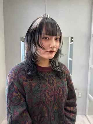 ミディアム カラー Yui. レイヤー/パーマのヘアスタイル