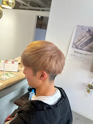 ショート カラー メンズ 砂野 真璃奈のヘアスタイル