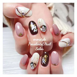 ミディアム ネイル 🐾enen style 🐾のネイルデザイン