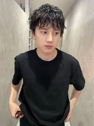 パーマ Maison Toi 山﨑 麻生のヘアスタイル