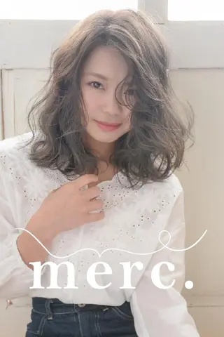 ミディアム belta 姫路山吹 カラーモデル募集のヘアスタイル