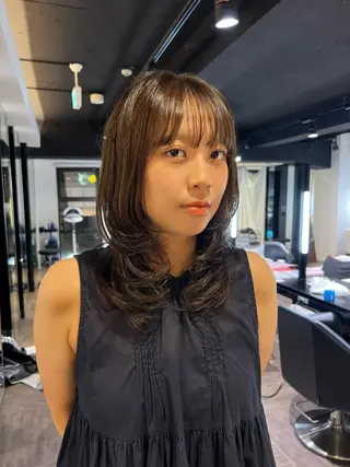 セミロング カラー SHU|レイヤー カット/パーマのヘアスタイル