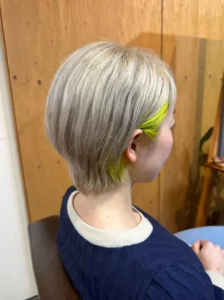 カラー 長谷川 那奈のヘアスタイル