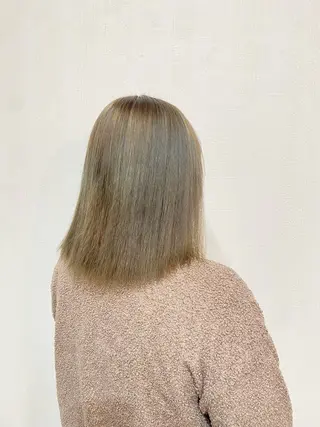 カラー 杉森 蘭琉のヘアスタイル